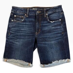 AMERICAN EAGLE TomGirl Bermuda Denim Shorts Womens 6 Blue Stretch Cuffed